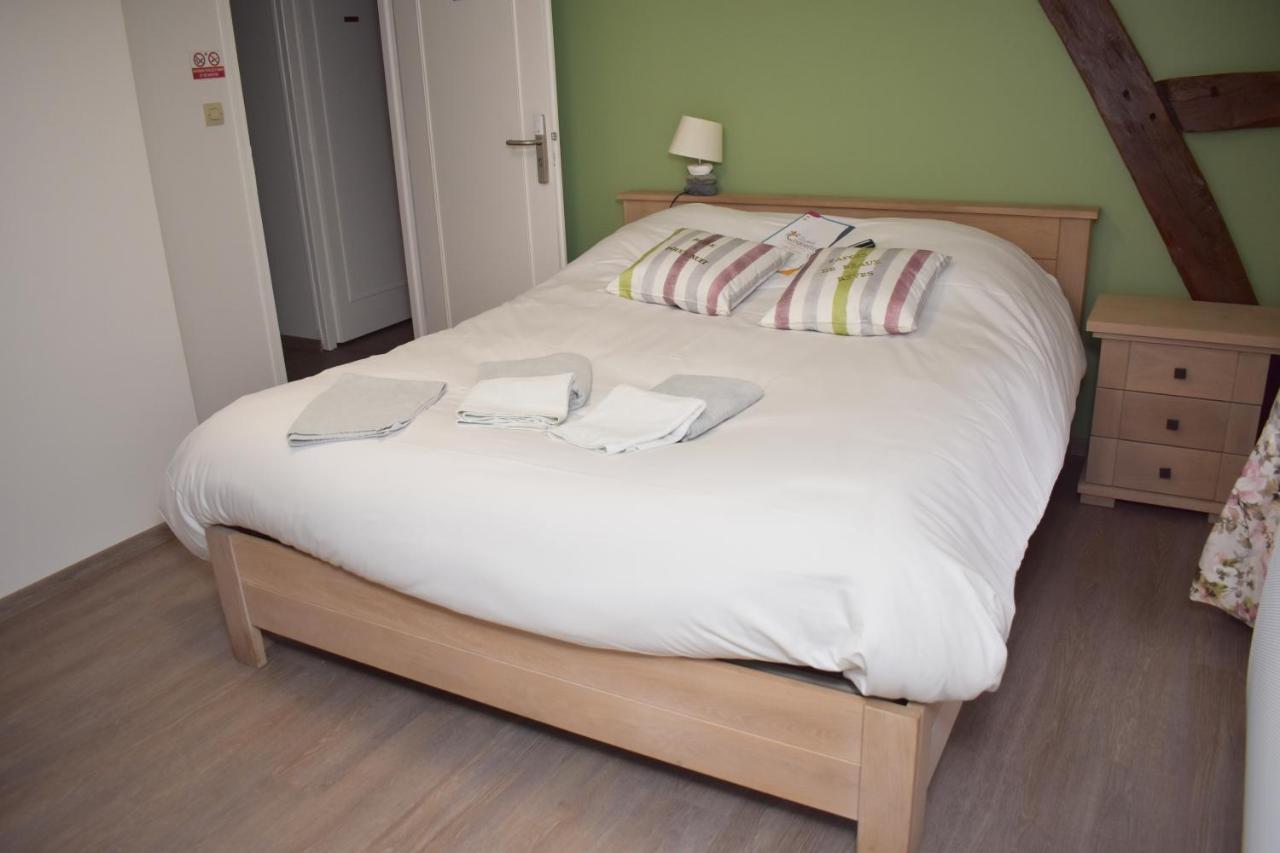 Auberge Saint Fergeux Gionges Bagian luar foto